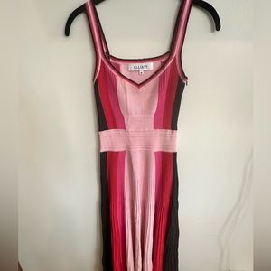 Elliatt long dress pink